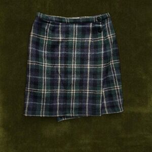 Vintage Stephanie Andrews Plaid Wool Wrap Skirt | 10 petite Modern Small/Medium